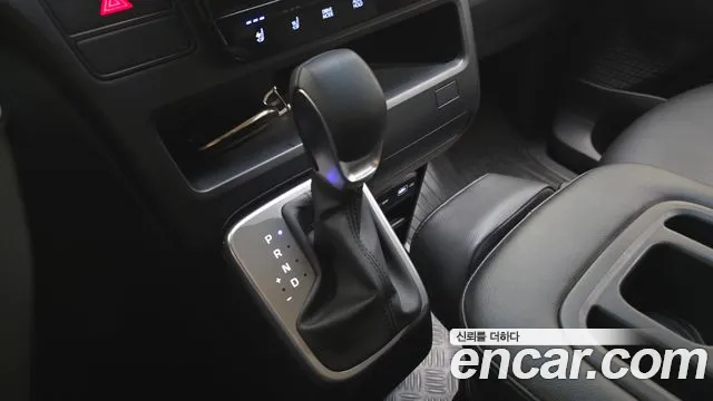 Hyundai Staria — Фото автомобиля 9