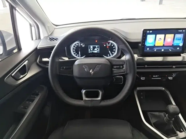 Wuling Jiachen — Фото автомобиля 10