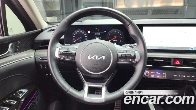 Фотография автомобиля — Kia K5