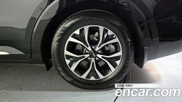 Kia Canival Carnival 4 поколение Дизель 11 мест Signature — Фото автомобиля 21