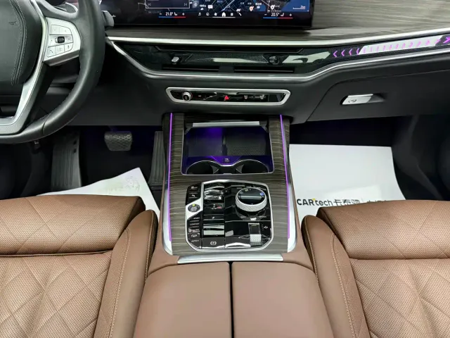 BMW X7 — Фото автомобиля 12