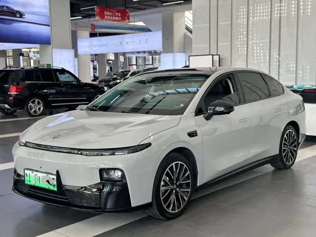 Фотография автомобиля — Leapmotor B01
