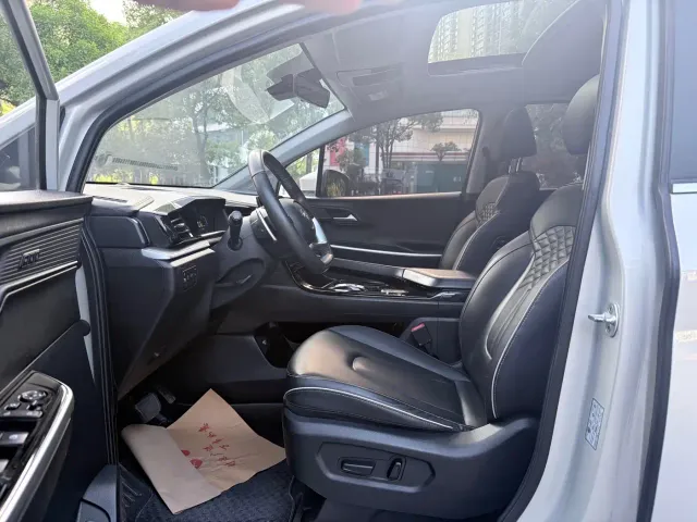 Hyundai Custo — Фото автомобиля 6