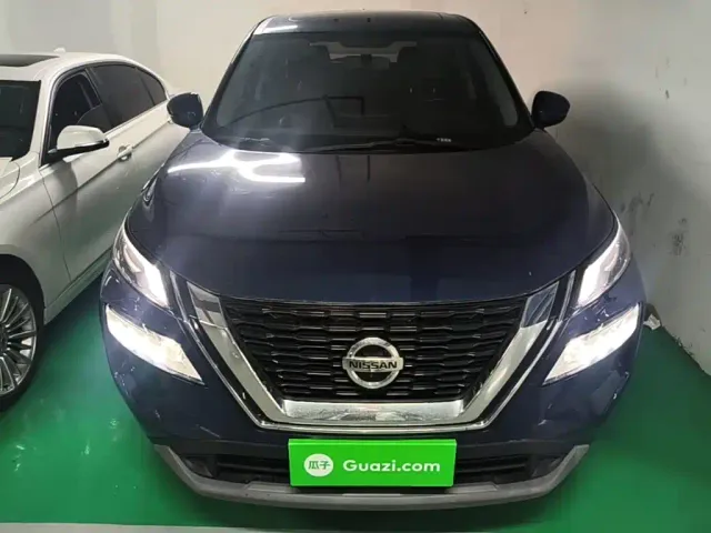 Nissan X-Trail — Фото автомобиля 2