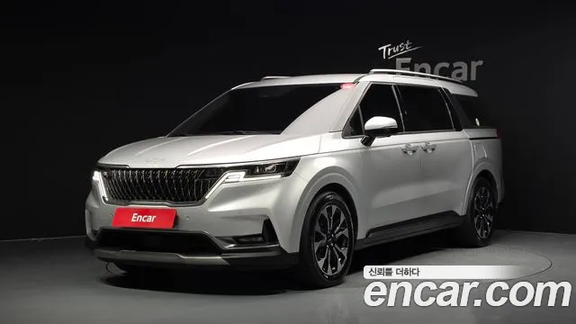 Фотография автомобиля — Kia Carnival Generation 4