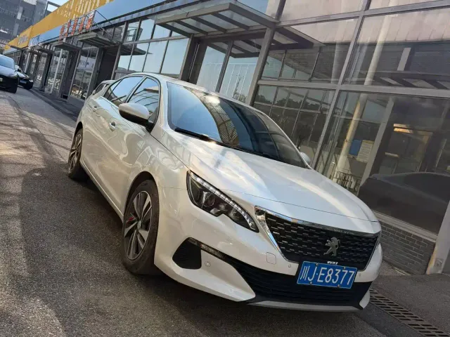 Peugeot 408 — Фото автомобиля 3