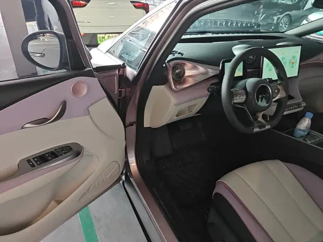 BYD Dolphin — Фото автомобиля 15
