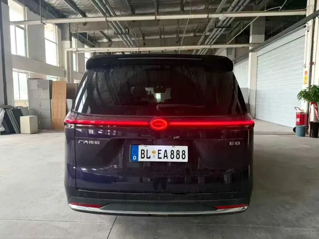 GAC Trumpchi E8 — Фото автомобиля 6