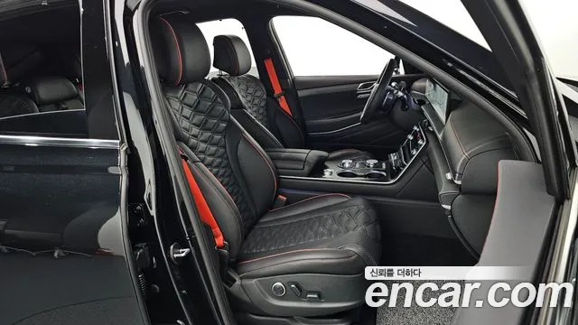 Genesis GV80 — Фото автомобиля 25