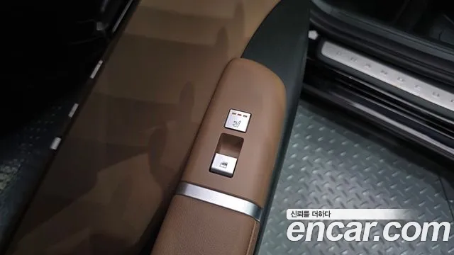 Hyundai Grandeur GN7 — Фото автомобиля 16