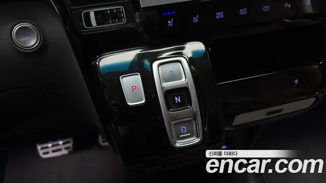 Hyundai Staria — Фото автомобиля 9