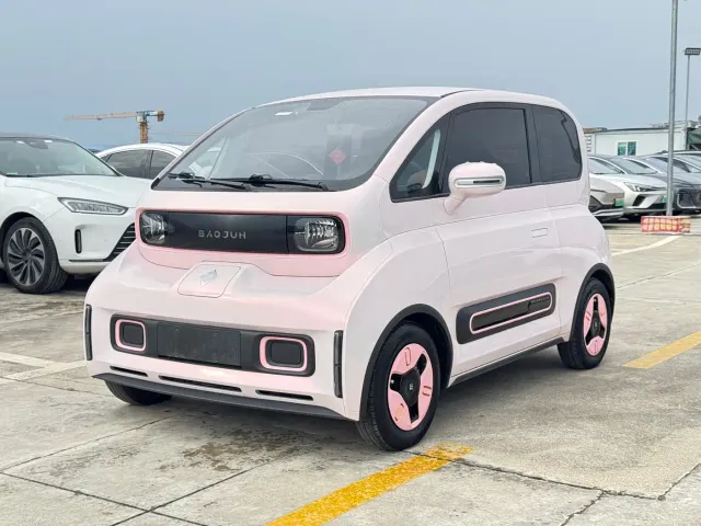 Фотография автомобиля — Baojun KiWi EV