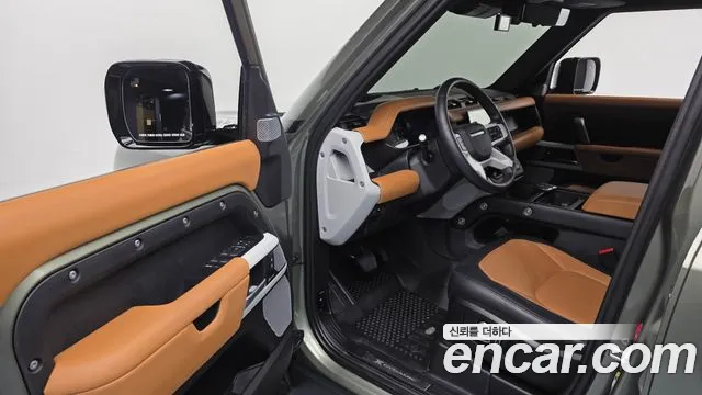 Land Rover Defender L663 — Фото автомобиля 15