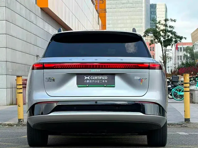 Xpeng G9 — Фото автомобиля 7