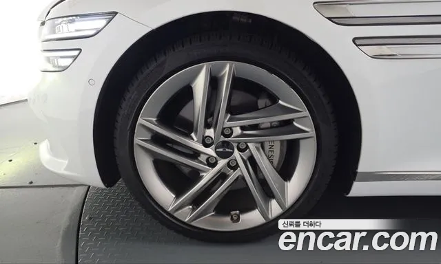 Genesis G80 RG3 — Фото автомобиля 5