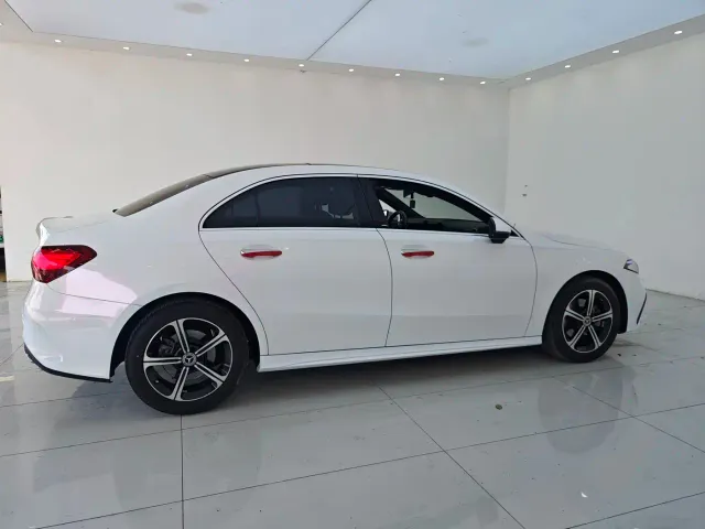 Mercedes-Benz A-Class — Фото автомобиля 17