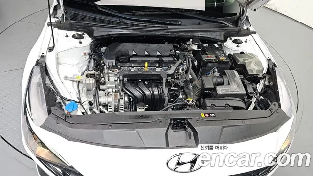 Hyundai AVANTE Avante (CN7) — Фото автомобиля 6