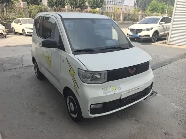 Wuling Motors Hongguang MINIEV 2022 Comfort NMC — Фото автомобиля 3