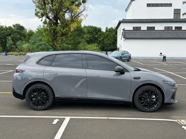 Leapmotor Lafa 5 — Фото автомобиля 4