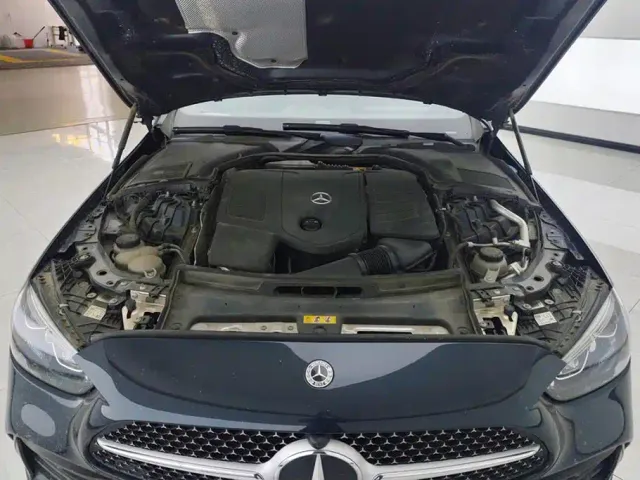 Mercedes-Benz C-Class — Фото автомобиля 10