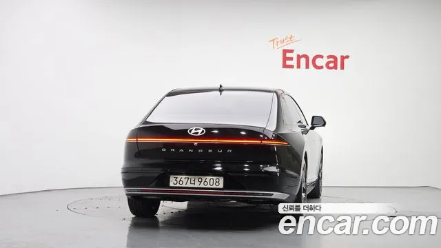 Hyundai Grandeur GN7 — Фото автомобиля 4