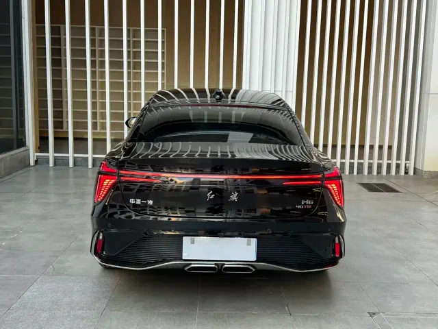 Hongqi H6 — Фото автомобиля 11