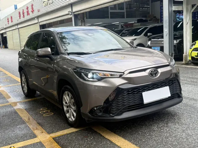 Toyota Frontlander — Фото автомобиля 3