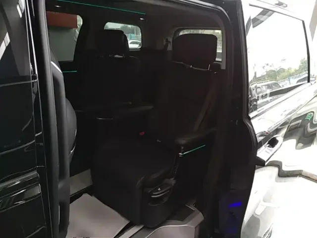 GAC Trumpchi M8 — Фото автомобиля 16