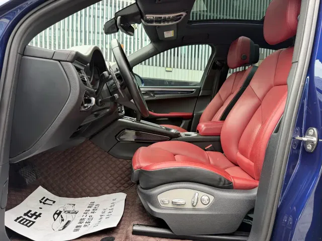 Porsche Macan — Фото автомобиля 3