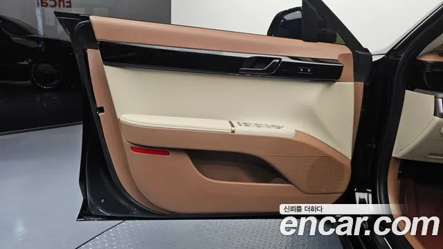 Hyundai Grandeur GN7 — Фото автомобиля 13