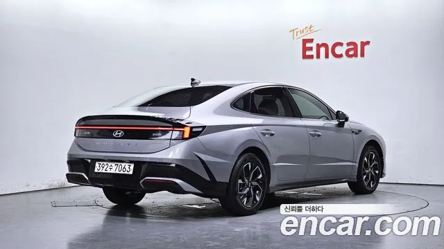 Hyundai Sonata Sonata Edge(DN8) 2.0 LPG(Коммерческий) — Фото автомобиля 2