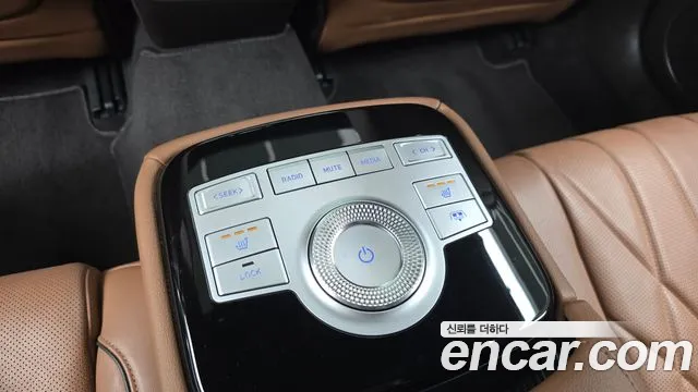 Genesis G80 Бензин 2.5 турбо AWD — Фото автомобиля 19