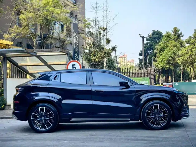 Changan UNI-T — Фото автомобиля 23