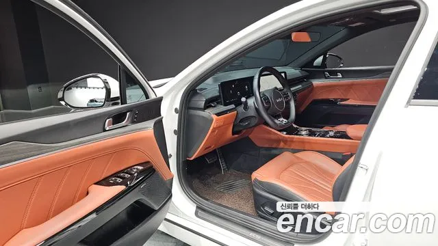 Kia K5 Generation 3 — Фото автомобиля 10