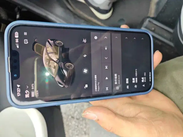 Tesla Model Y — Фото автомобиля 25