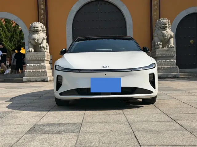 Changan Qiyuan A07 — Фото автомобиля 2