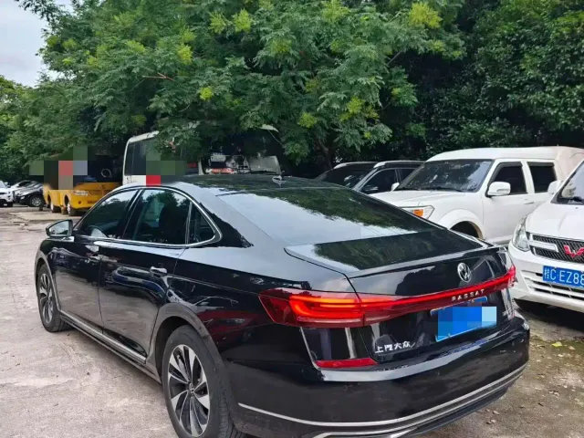 Volkswagen Passat — Фото автомобиля 9