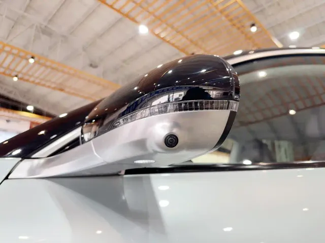 Leapmotor C11 — Фото автомобиля 24