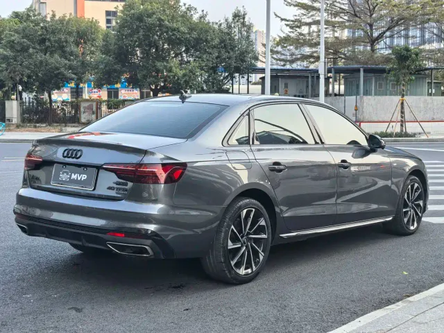 Audi A4L — Фото автомобиля 9