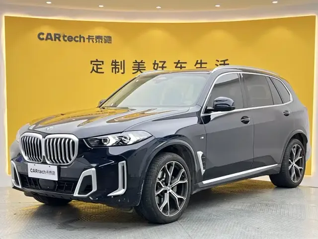 Фотография автомобиля — BMW X5
