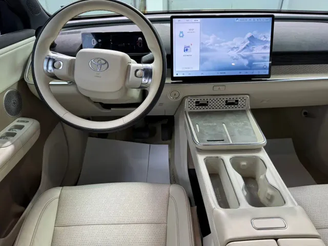 Toyota BoZhi 3X — Фото автомобиля 12