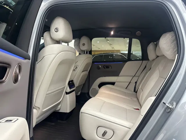 Li Auto i6 — Фото автомобиля 8