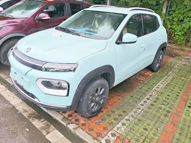 Фотография автомобиля — Dongfeng Nano BOX