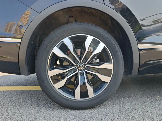 Volkswagen Tiguan L — Фото автомобиля 17