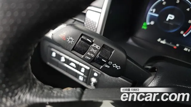 KG_Mobility_Ssangyong Rexton Новый Rexton Sport Дизель 2.2 4WD — Фото автомобиля 28
