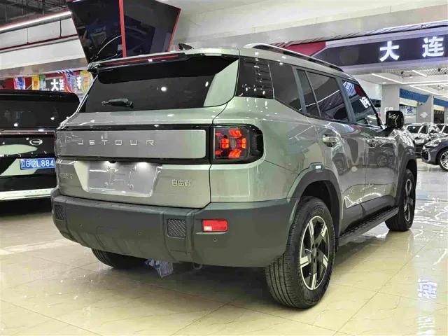 Jetour T1 — Фото автомобиля 6
