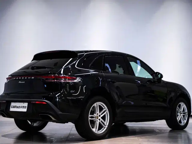 Porsche Macan — Фото автомобиля 9