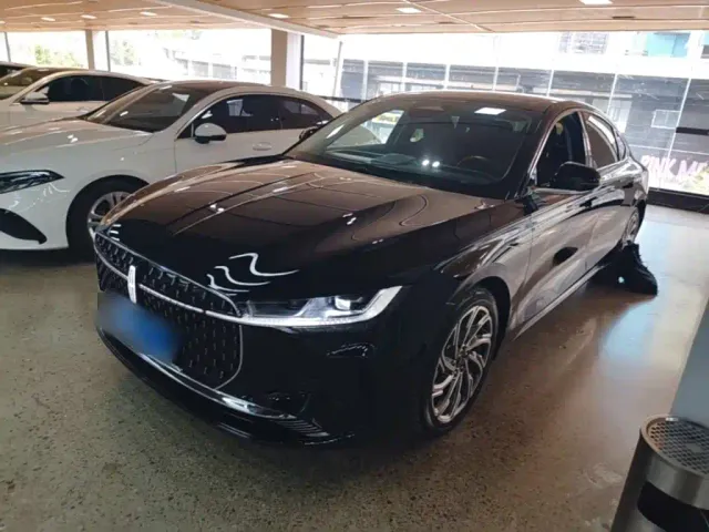 Фотография автомобиля — Lincoln Z