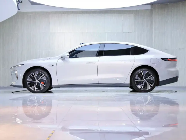 Nio ET7 — Фото автомобиля 4