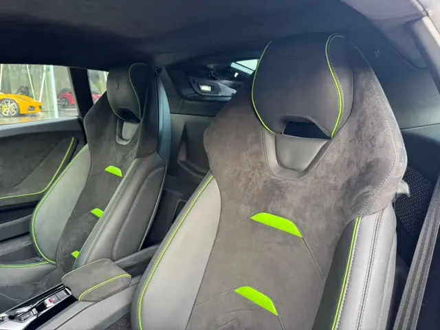 Lamborghini Huracan — Фото автомобиля 5